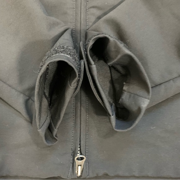 Mountain Hardwear performance jacket - Picture 10 of 13